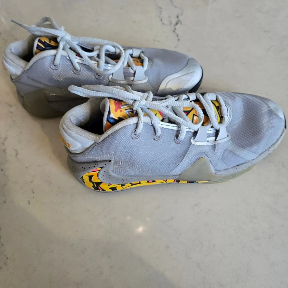 Youth Nike Freak 1 GS 